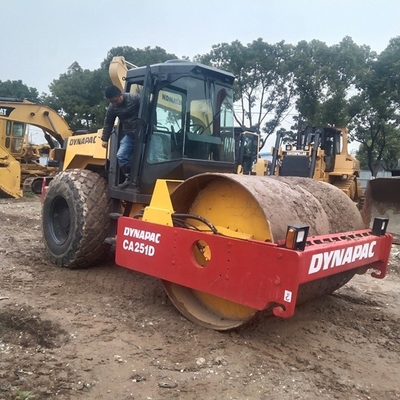 사용 된 9TON 일본 EPA 엔진 CA251 수압 도로 롤러 다이나팩 CA251 원본 페인트