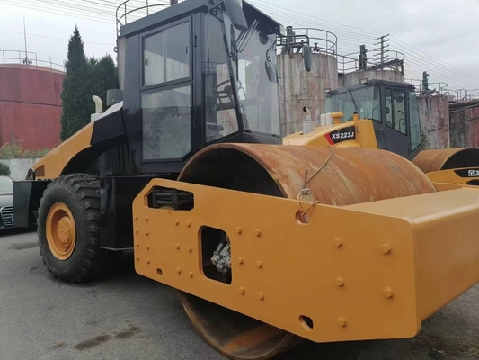 15톤 작동 무게 사용 된 Sany SSR220AC 도로 롤러 좋은 작업 상태