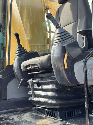 CAT 330D2 리우안 수압 실린더와 0.3M3 버킷으로 사용 된 발굴기 좋은 상태