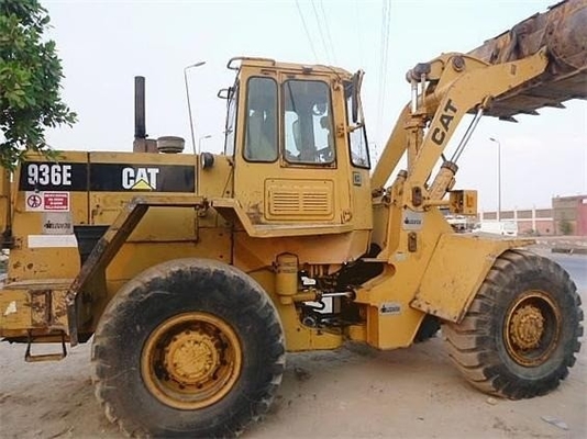 사용 된 일본 HINO 엔진 프레임 트랙터 CAT 936E 휠 로더
