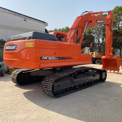 일본 오리지널 트랙터 기계 Doosan DX300LC 사용 된 발굴기 오늘 무료 배송