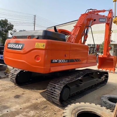 일본 오리지널 트랙터 기계 Doosan DX300LC 사용 된 발굴기 오늘 무료 배송
