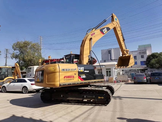 사용 된 Caterpillar Excavator Cat320D2 일본 제조 20TON 부하량