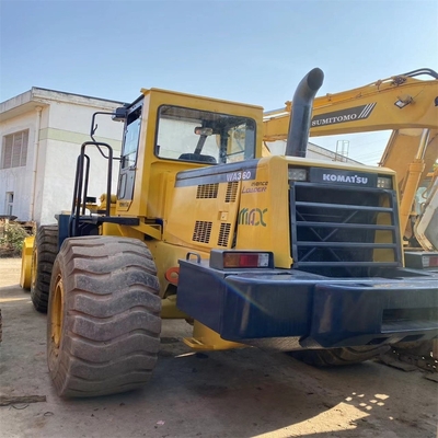 KOMATSU WA360 프론트 로더 트랙터 B2B 구매를 위해 일본에서 사용되는 수압 기계