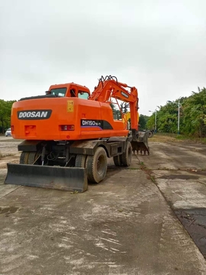 사용 된 Doosan DH150W-7 Excavator HINO 엔진 15000 kg 기계 무게와 일본