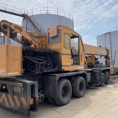 사용된 카토 NK300E 트럭 크레인 30TON 최대. 상하이에서 좋은 상태에서 업로드