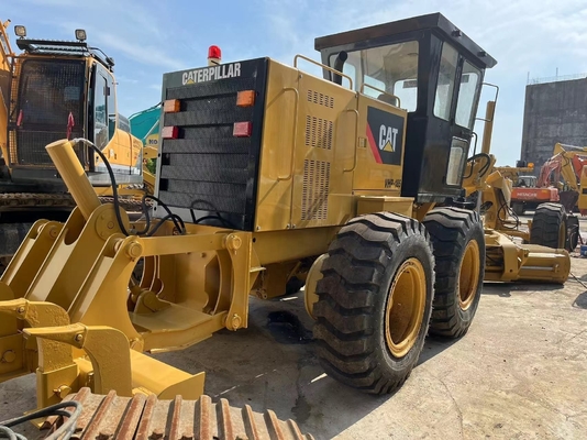 CAT Caterpillar140K Grader 일본에서 좋은 성능과 함께 사용 된 토지 평면 기계