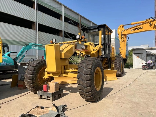 CAT Caterpillar140K Grader 일본에서 좋은 성능과 함께 사용 된 토지 평면 기계