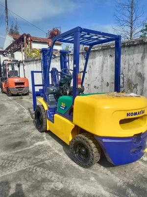 KOMATSU FD30 3톤 포크리프트 소형 팔레트 중고용용 컨테이너