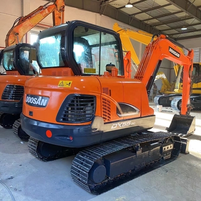 원본 페인트 사용 Doosan DX55 크롤러 Excavator 5.5ton Liyuan 수압 실린더