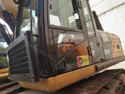 사용 된 발굴기 일본 오리지널 페인트 Caterpillar 323D2L 크롤러 이동형