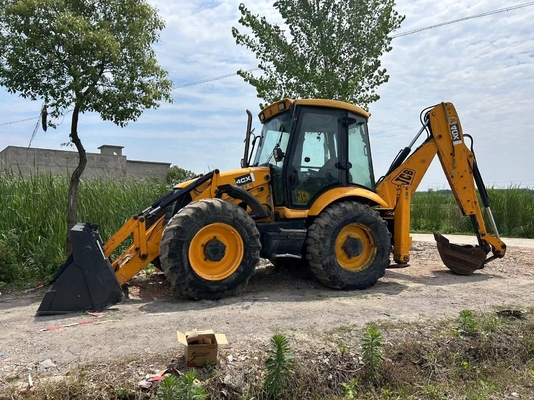 JCB4CX 영국 및 미국에서 EPA 엔진과 함께 사용 된 수압 후크 로더