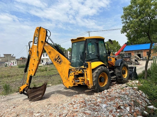 JCB4CX 영국 및 미국에서 EPA 엔진과 함께 사용 된 수압 후크 로더