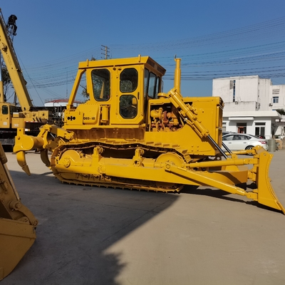 사용 된 코마쓰 D85-18 크롤러 볼도저 15000 KG 기계 무게 일본 원본 판매