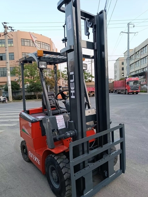 오리지널 페인트 HELI A15 1TON 자동 팔레트 승강용 중고용 트럭