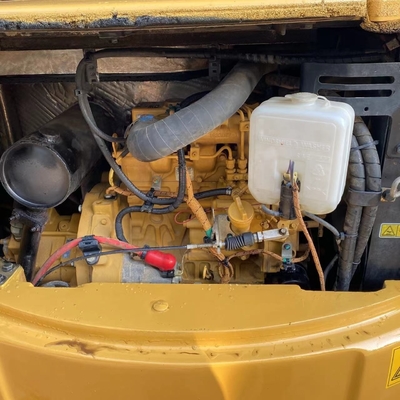 CAT 303.5 일본 엔진과 0.3m3 버킷 용량으로 사용 된 발굴기 좋은 상태