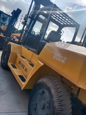 20 톤 디젤 포크리프트 KOMATSU FD200 건설자재 상점의 컨테이너 취급용