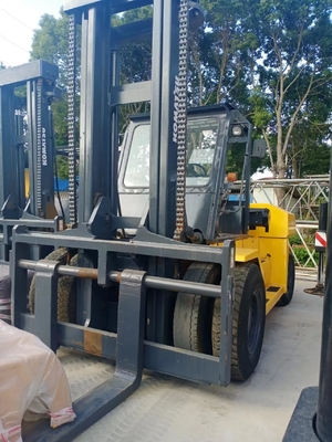 20 톤 디젤 포크리프트 KOMATSU FD200 건설자재 상점의 컨테이너 취급용