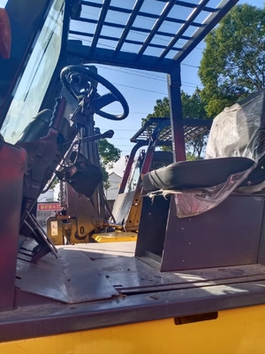 20 톤 디젤 포크리프트 KOMATSU FD200 건설자재 상점의 컨테이너 취급용
