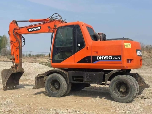 사용 된 DOOSAN DX140W-7 원형 페인트와 커민스 엔진 112kW의 바퀴 발굴기