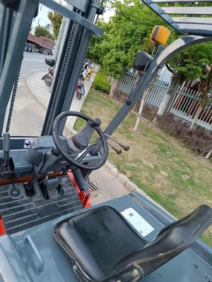 사용 된 HELI A15 디젤 팔레트 리프팅 트럭 좋은 성능과 무게 KG 1500 KG