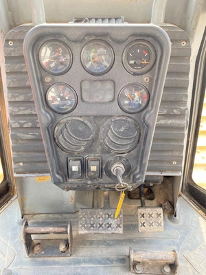 CAT D5G 5447*3442*3160mm 크기의 건설 작업용 중고용 크롤러 볼도저