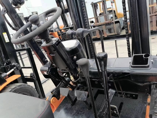 5570kg 무게의 신뢰성있는 Hangcha H30 Hangzhou 디젤 사용 된 포크리프트