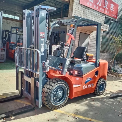 3톤 포크리프트 FD30 3 마스트 자동/수동 사용 일본 헬리 우수한 상태