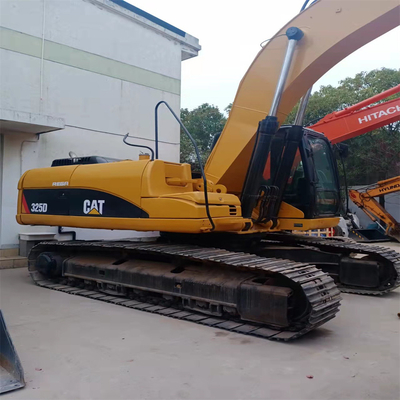 일본 사용된 CAT 325d 발굴기 1.1m3 배트 용량으로 사용 된 크롤러 발굴기