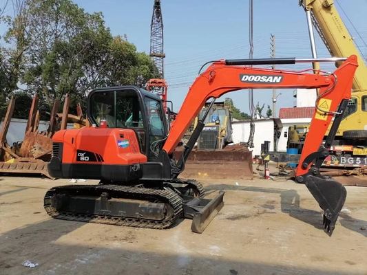 중고품 좋은 상태 Doosan DX60 발굴기 사용 크롤러 수압 발굴기