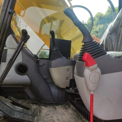 사용 된 KOMATSU PC200-8 크롤러 수압 발굴기 좋은 상태