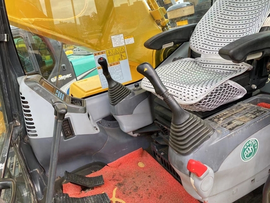 고급 수압 시스템과 400KW 엔진을 갖춘 중고용 KOMATSU PC400-7 발굴기