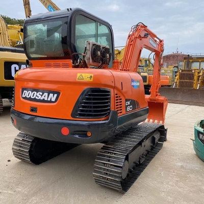 가장 좋은 Doosan Dx60 수압 발굴기 낮은 작업 시간 및 6TON 운영 무게