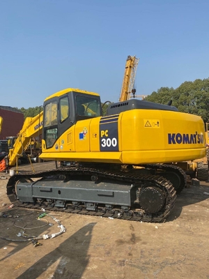 사용 된 발굴기 KOMATSU PC300 크롤러 수압 30 톤 지구 이동 발굴기 재고