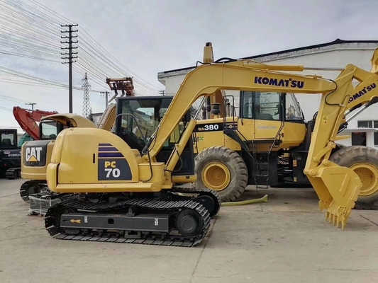 노란색 KOMATSU PC70 발굴기 크롤러 7톤 지동 발굴기 수압 밸브