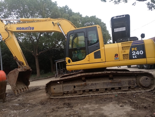 잘 유지 된 KOMATSU PC240 사용 된 발굴기, 낮은 작업 시간 및 135KW 전력