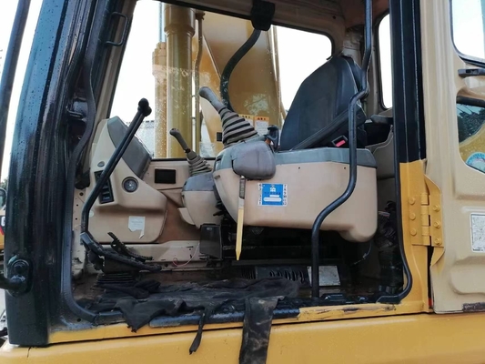 CAT 320BL 발굴기 20TON 좋은 상태의 일본에서 사용 된 발굴기