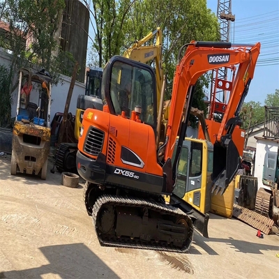 원본 페인트와 5.5TON 가량의 저렴한 Doosan Excavator DX55