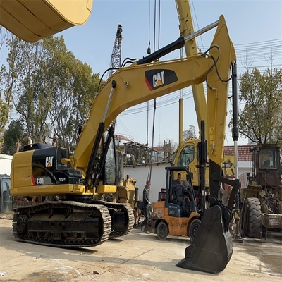좋은 상태 다른 수압 실린더와 함께 일본에서 사용 된 CAT 330GC 발굴기