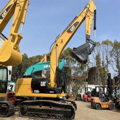 좋은 상태 다른 수압 실린더와 함께 일본에서 사용 된 CAT 330GC 발굴기