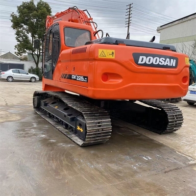 낮은 근무 시간 0-2000 사용 된 Doosan Excavator DX225LC 건설 사업에 대한