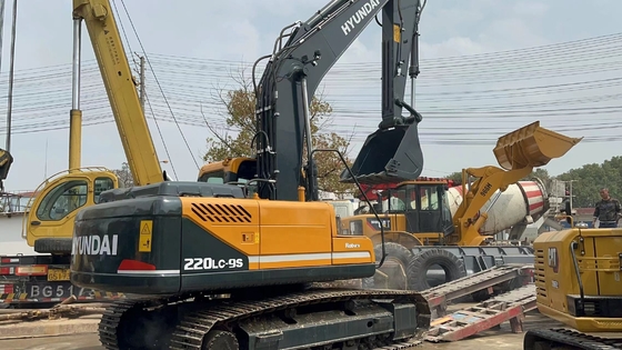 중고용 현대 220LC-9S 발굴기 원본 페인트 90kW 파워 리우안 수압 밸브