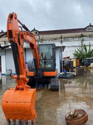 높은 작업 효율성 HITACHI ZX55USR 미니 발굴기 5.5톤 사용 중량
