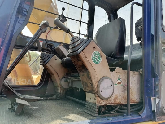 좋은 상태의 1.2m3 버킷 용량으로 사용 된 Kobelco SK200 크롤러 발굴기