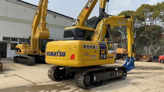 11000 KG 상하이에서 좋은 상태에서 EPA 엔진과 함께 사용 된 코마쓰 PC110 발굴기