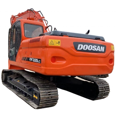 25000kg 기계 무게 Doosan DX225LC 발굴기 일본 원본 페인트 2017