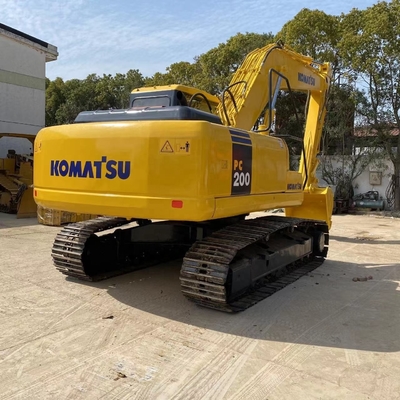 상하이 창고에서 20톤 파기기 105KW 수압 펌프로 사용되는 코마쓰 pc200 발굴기