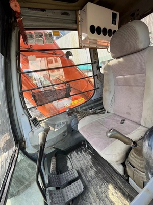 사용 된 히타치 EX200 Zaxis 120-6 ISUZU 엔진과 Vickers 수압 밸브가있는 발굴기