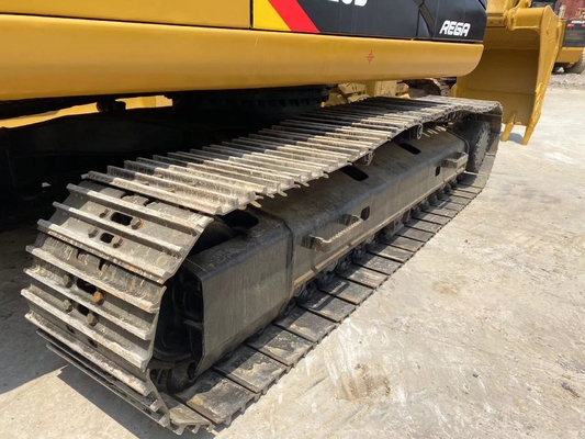 23000kg 사용 된 CATERPILLAR Excavator 320D 일본에서 오리지널 페인트