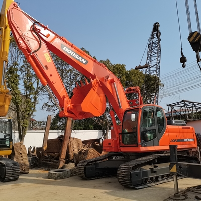사용 된 발굴기 발굴기 DOOSAN DX300LC 큰 수압 크롤러 기계 무게 29300 KG